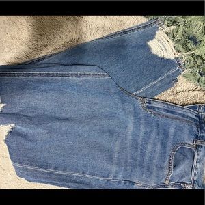 American eagle mom jeans
